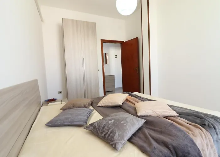 Casa Rita 2 6 Posti בית נופש *