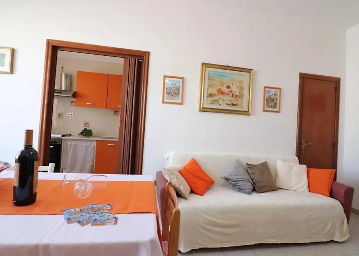 Casa Rita 2 6 Posti Holiday home