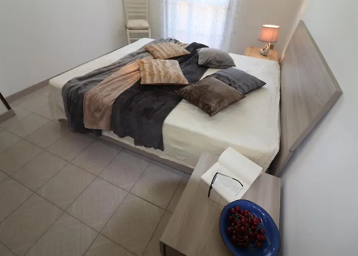 Casa Rita 2 6 Posti 度假居